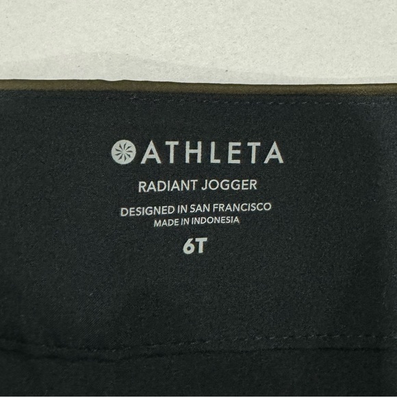 Athleta Women’s Olive Green Radiant Jogger Size 6T - Picture 3 of 7